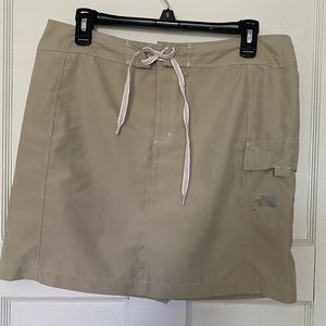 Women’s North Face Athletic Skirt